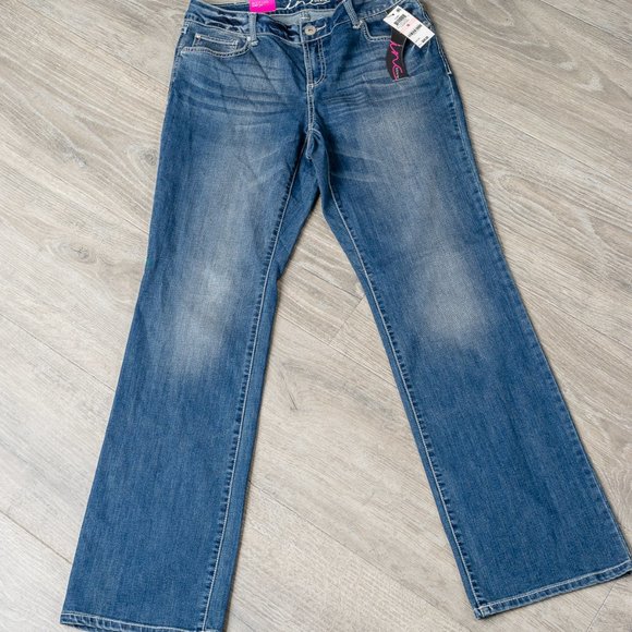 NWT INC Jeans - sz 10- boot cut/curvy fit